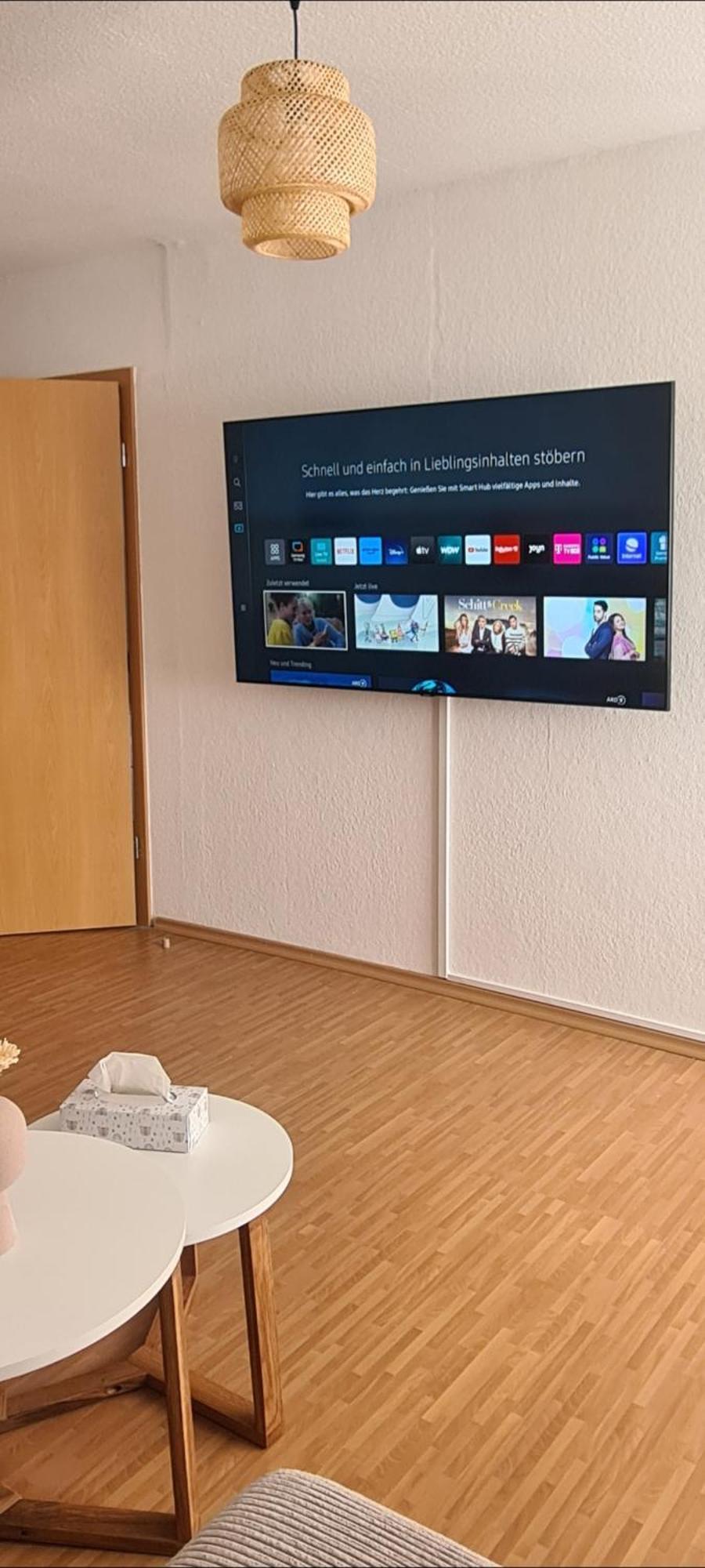Stilvolle Ferienwohnung Free Parking, Space, Wlan Niestetal Esterno foto