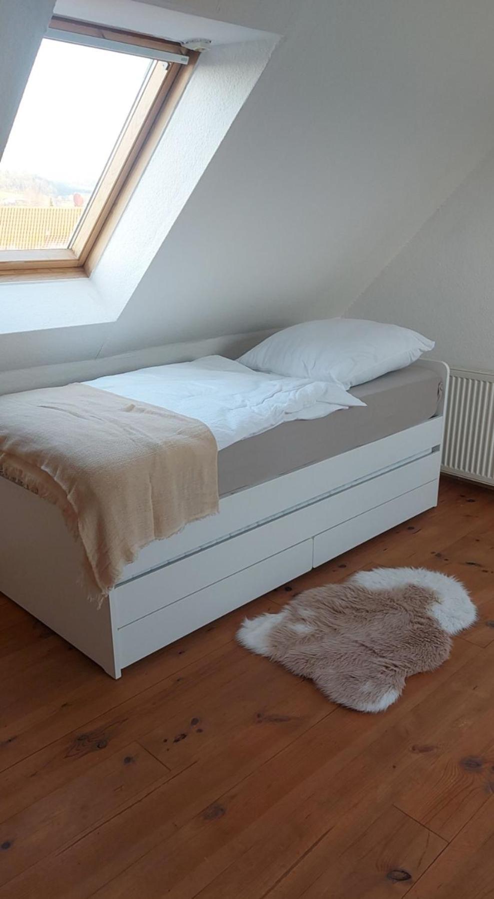 Stilvolle Ferienwohnung Free Parking, Space, Wlan Niestetal Esterno foto