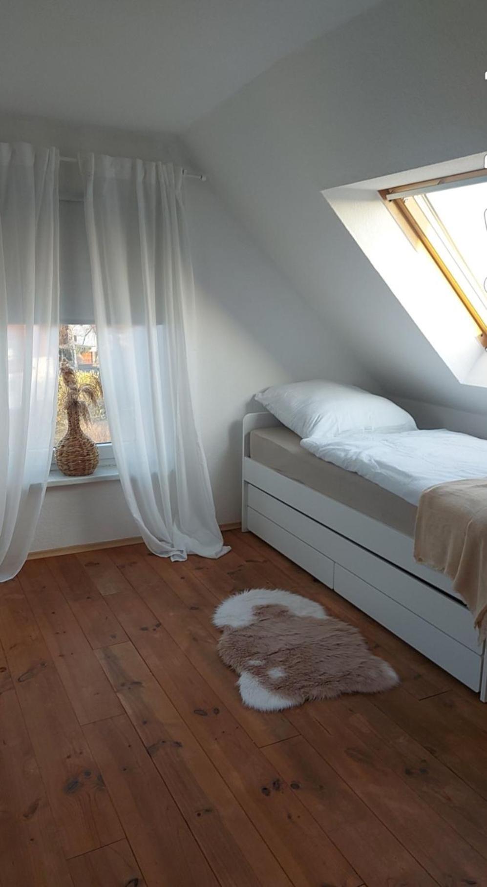 Stilvolle Ferienwohnung Free Parking, Space, Wlan Niestetal Esterno foto